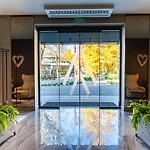верховина - Verkhovyna Medical & Wellness Hotel Kamenitsa